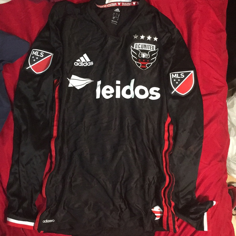 Long sleeve climax adidas jersey.